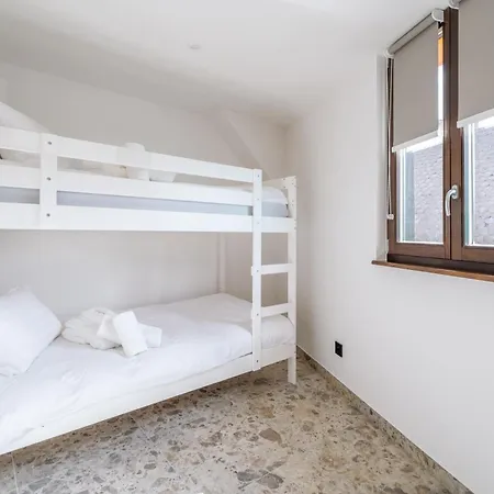 La Ruine - D'alsace Jusqu'a 10 Personnes Avec Interieur Holiday home *